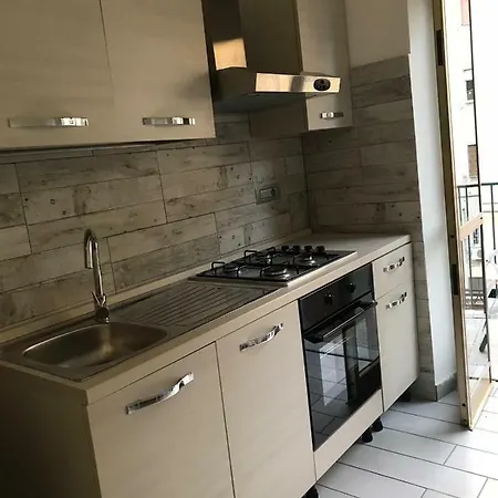 Fc Relais 2* نابولي