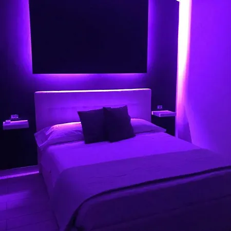 Fc Relais فندق مبيت وإفطار نابولي