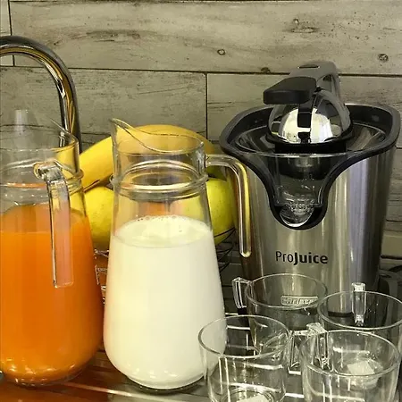 Alojamento de Acomodação e Pequeno-almoço Fc Relais Nápoles