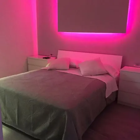 Fc Relais לינה וארוחת בוקר נאפולי