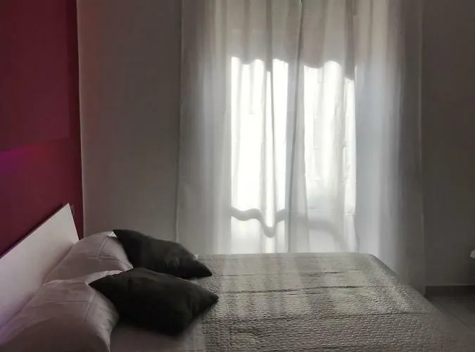 Fc Relais Bed and Breakfast Νάπολη